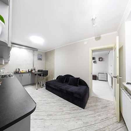 Joy Box Apartments Львов Экстерьер фото